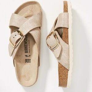 Birkenstock / Siena Metallic Silver Suede Sandals Big Buckle